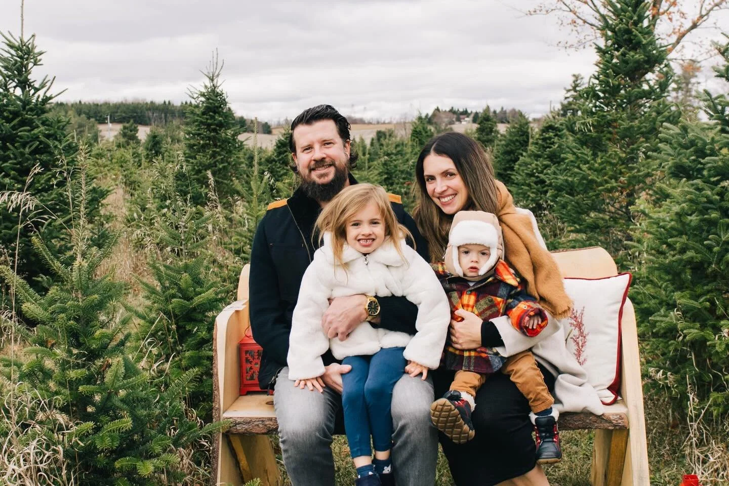 Had so much fun photographing at the tree farm last weekend! Can't wait for more soon 🌲