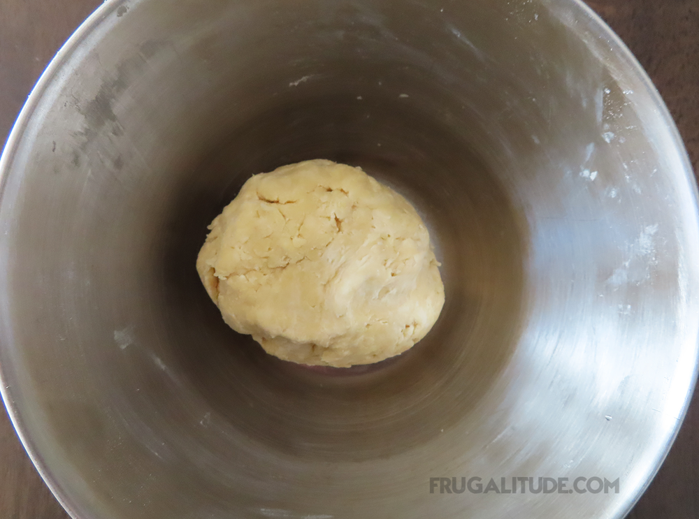 Pastry dough with clean bowl