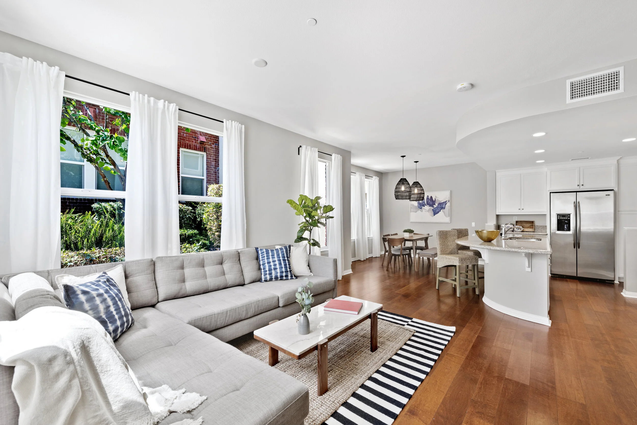 13 Beacon Way (11).jpg