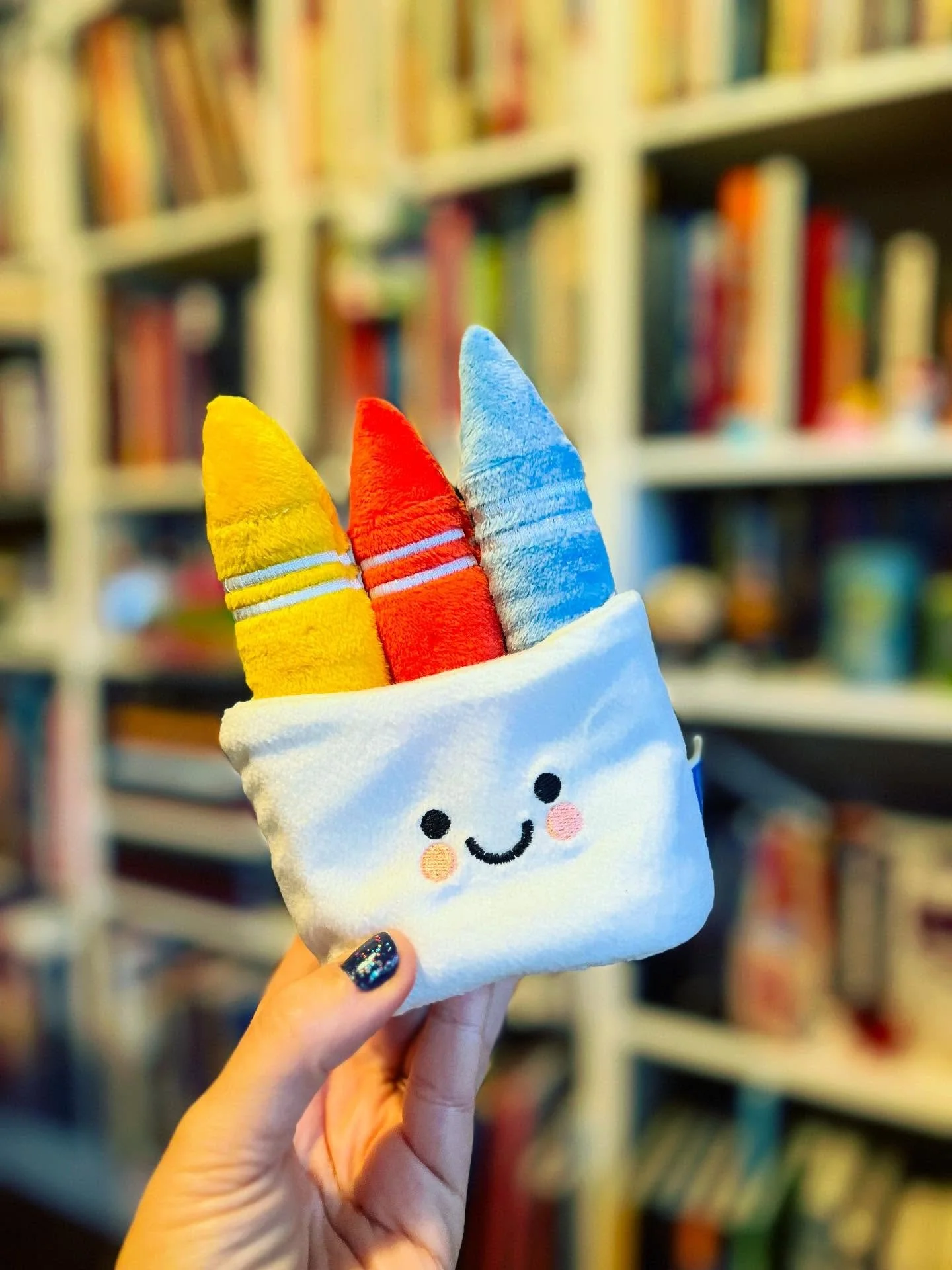 ✨🖍️ i used to be a chronic gift*giver. now? i&rsquo;m pretty good at accepting them, too. 🖍️✨
🥹
especially when they make me feel So Seen &amp; SO loved. 🥰
🥹
thhhhaaaaank you dear queen V for my surprise yesterday&mdash; unofficially dubbed my &