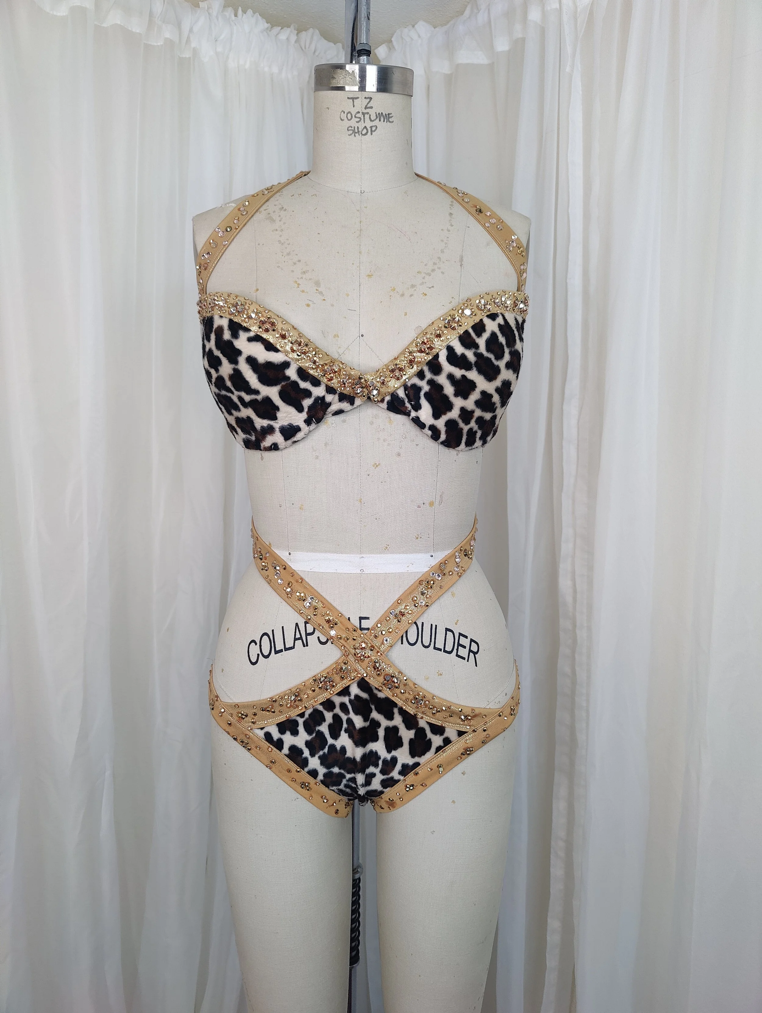 Leopard Body Cage