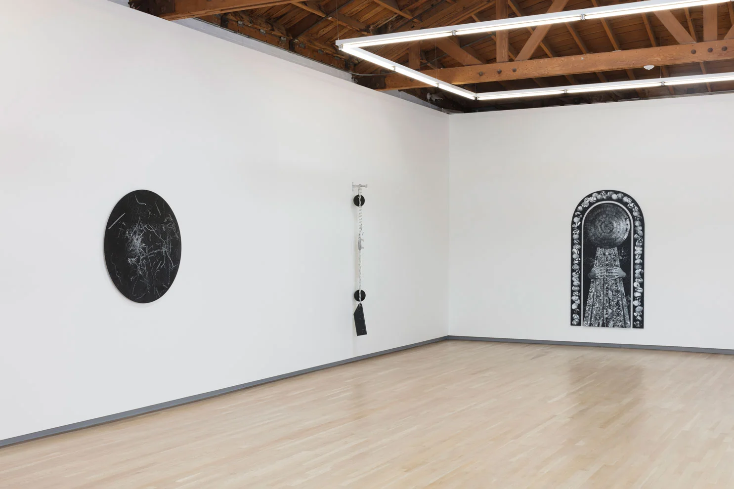 I-AM-THE-HOUSE_Fay-Ray_Shulamit-Nazarian_installation-view_5.jpg