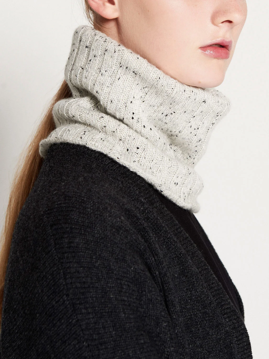 neck_01_gr_cropweb.jpg