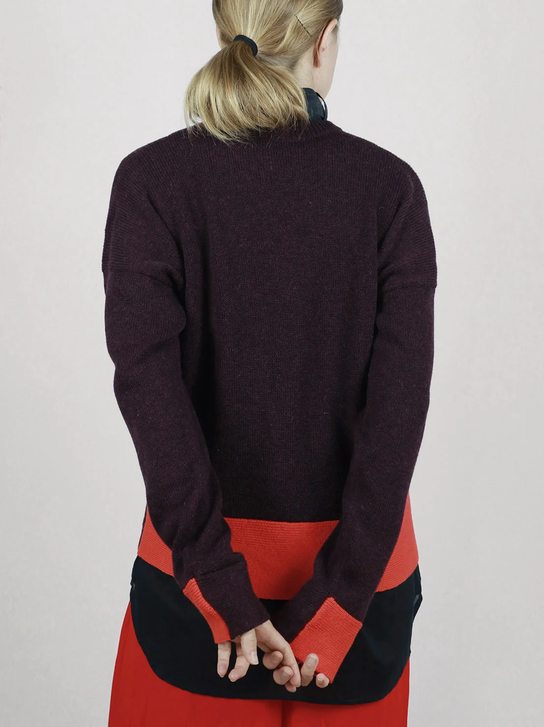 ModelSato_plum_03_web.jpg