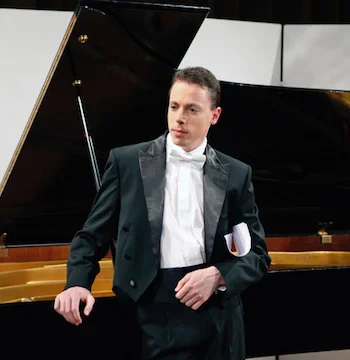 Péter Tóth