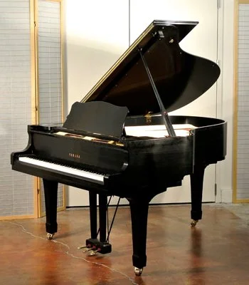YAMAHA C3 CONSERVATORY GRAND 