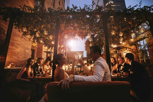Wedding photograph by Alli Jiang of Lulan Studio