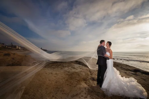 Wedding photograph by Luyi Zhao of Lulan Studio