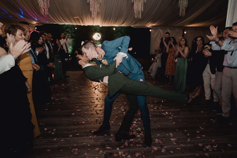 Same-sex wedding photographed by Lulan Studio
