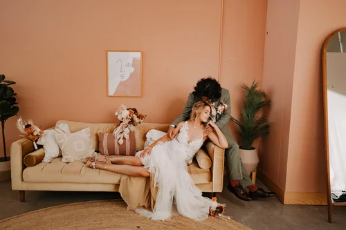 Wedding photograph by Luyi Zhao of Lulan Studio