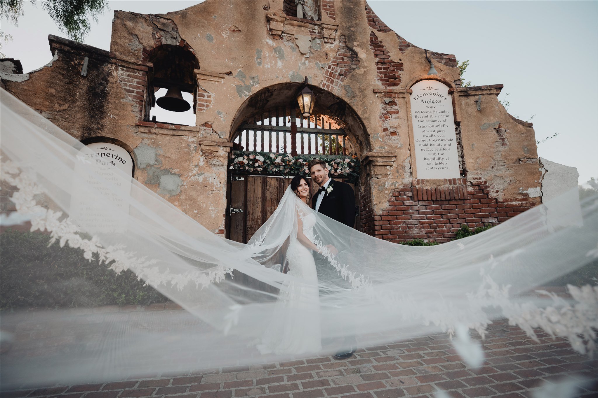 Bride &amp; Groom Portrait at Grapevine Arbor by Lulan Studio