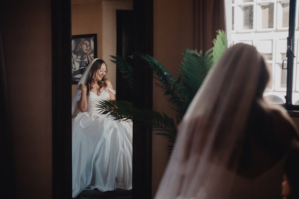 Bride Portrait at Oviatt Penthouse, wedding photo taken by Lulan Studio