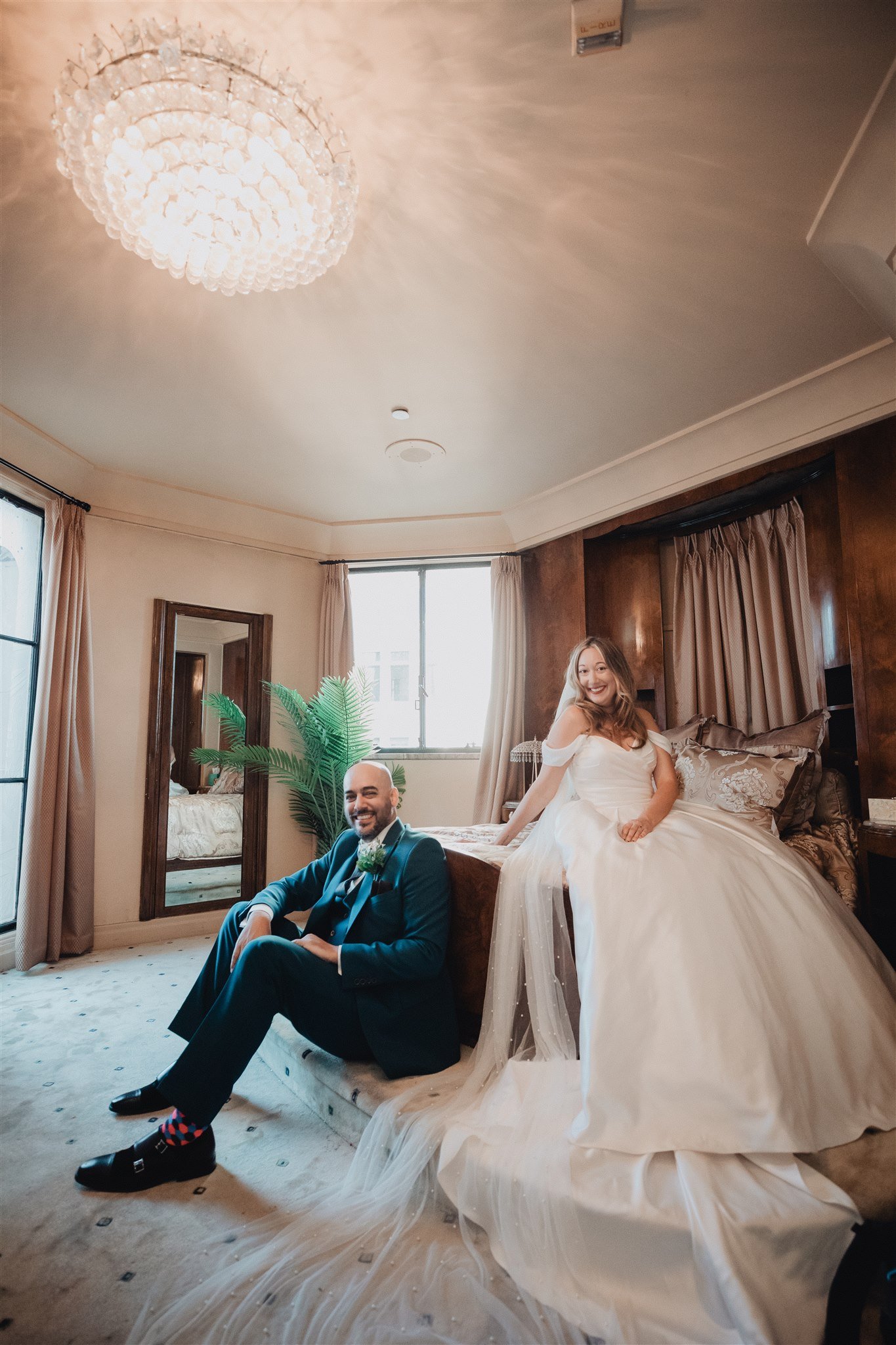 Bride and Groom Wedding Portrait at the Oviatt Penthouse, taken by Lulan Studio