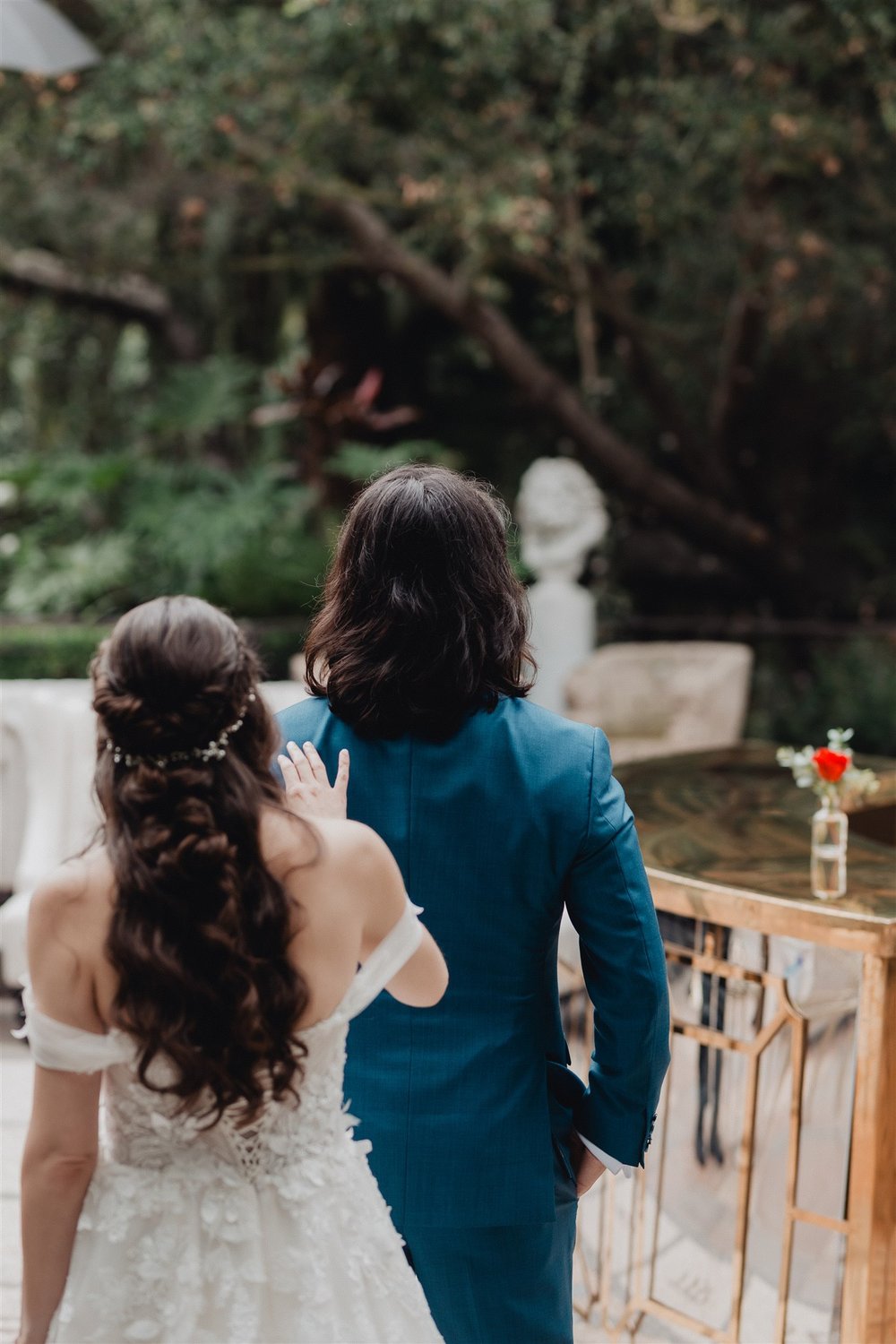 Bride &amp; Groom First Look at Houdini Estate