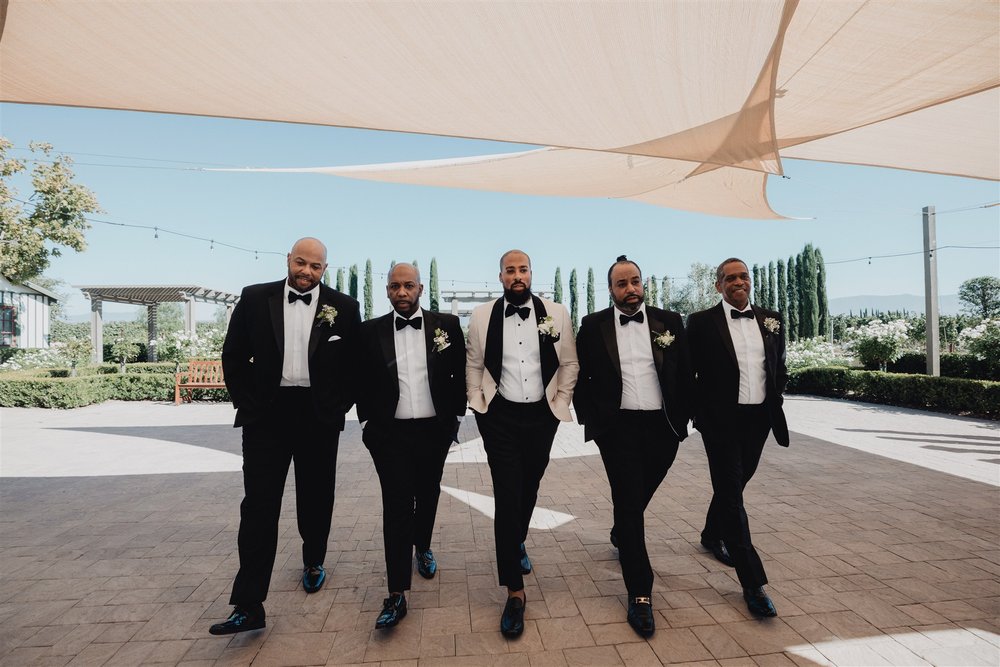 Groom and Groomsmen photo taken at Ponte Winery by Lulan Studio