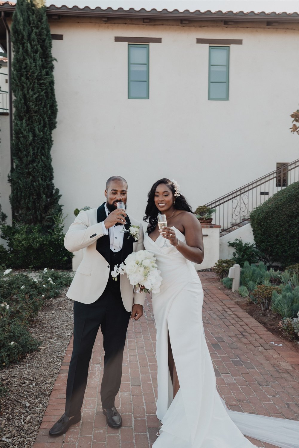 Bride &amp; Groom Portrait at Ponte Winery taken by Lulan Studio