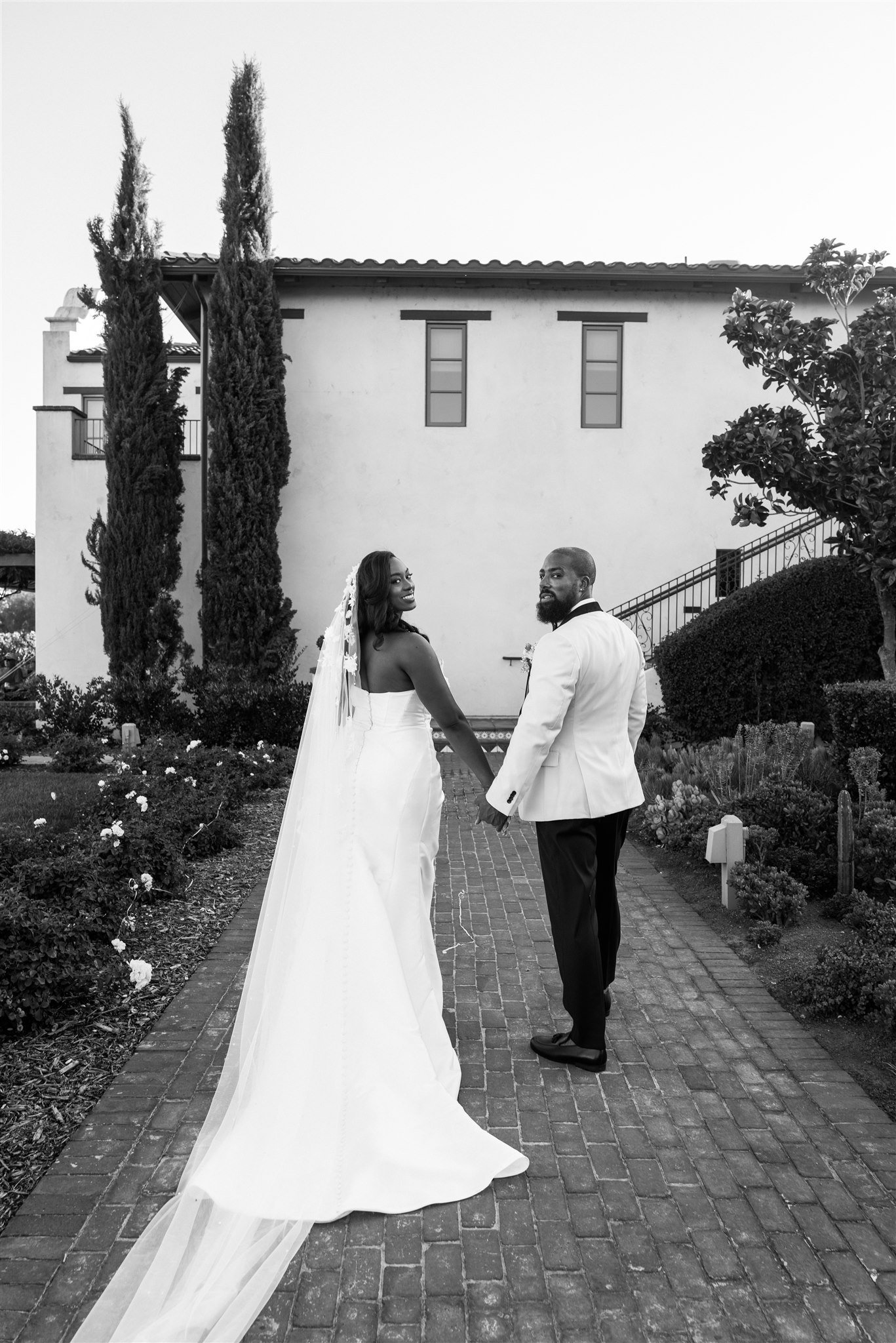 Bride &amp; Groom Portrait at Ponte Winery taken by Lulan Studio