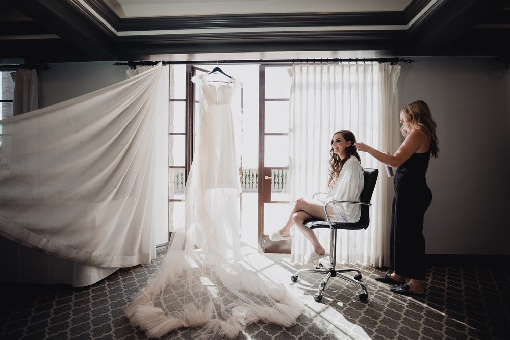 Bride Getting Ready at Bel Air Bay Club taken by Lulan Studio