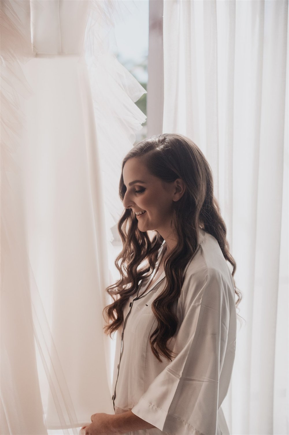 Bride Getting Ready at Bel Air Bay Club taken by Lulan Studio