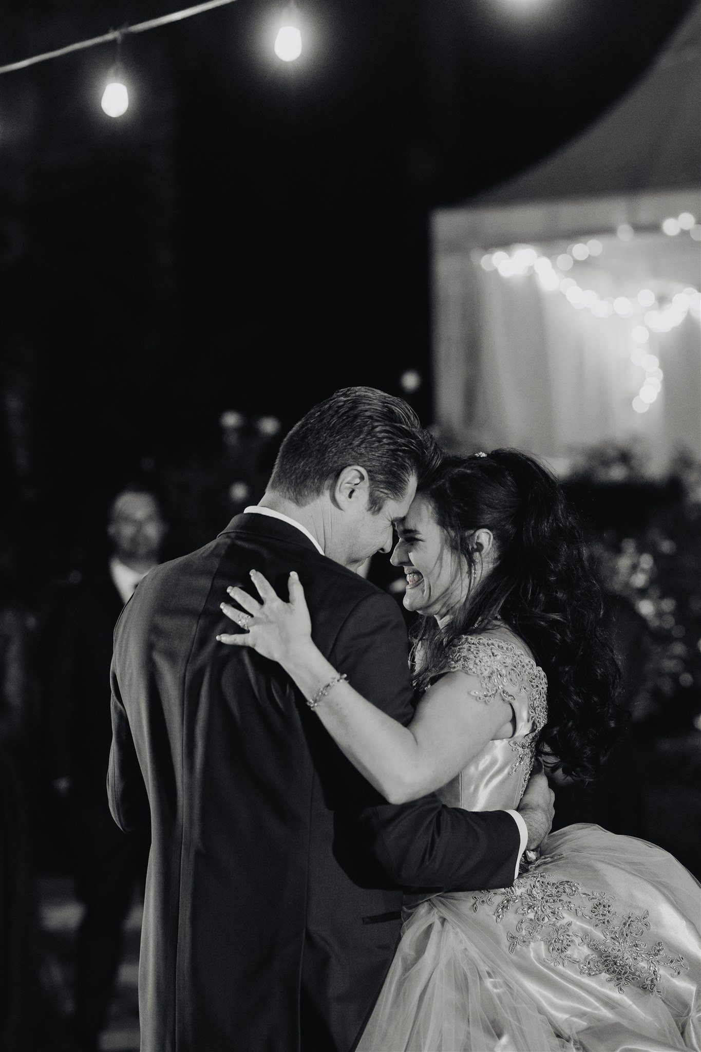 Bride &amp; Groom Wedding Portrait at Newhall Mansion taken by Lulan Studio