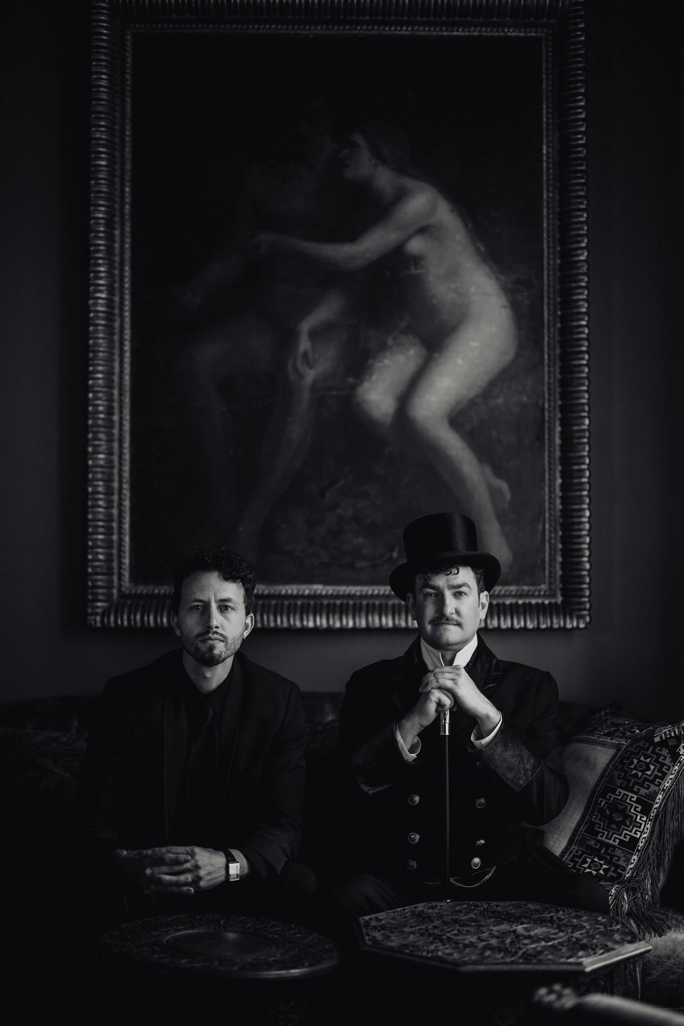 groom getting ready for his wedding at paramour estate in los angeles