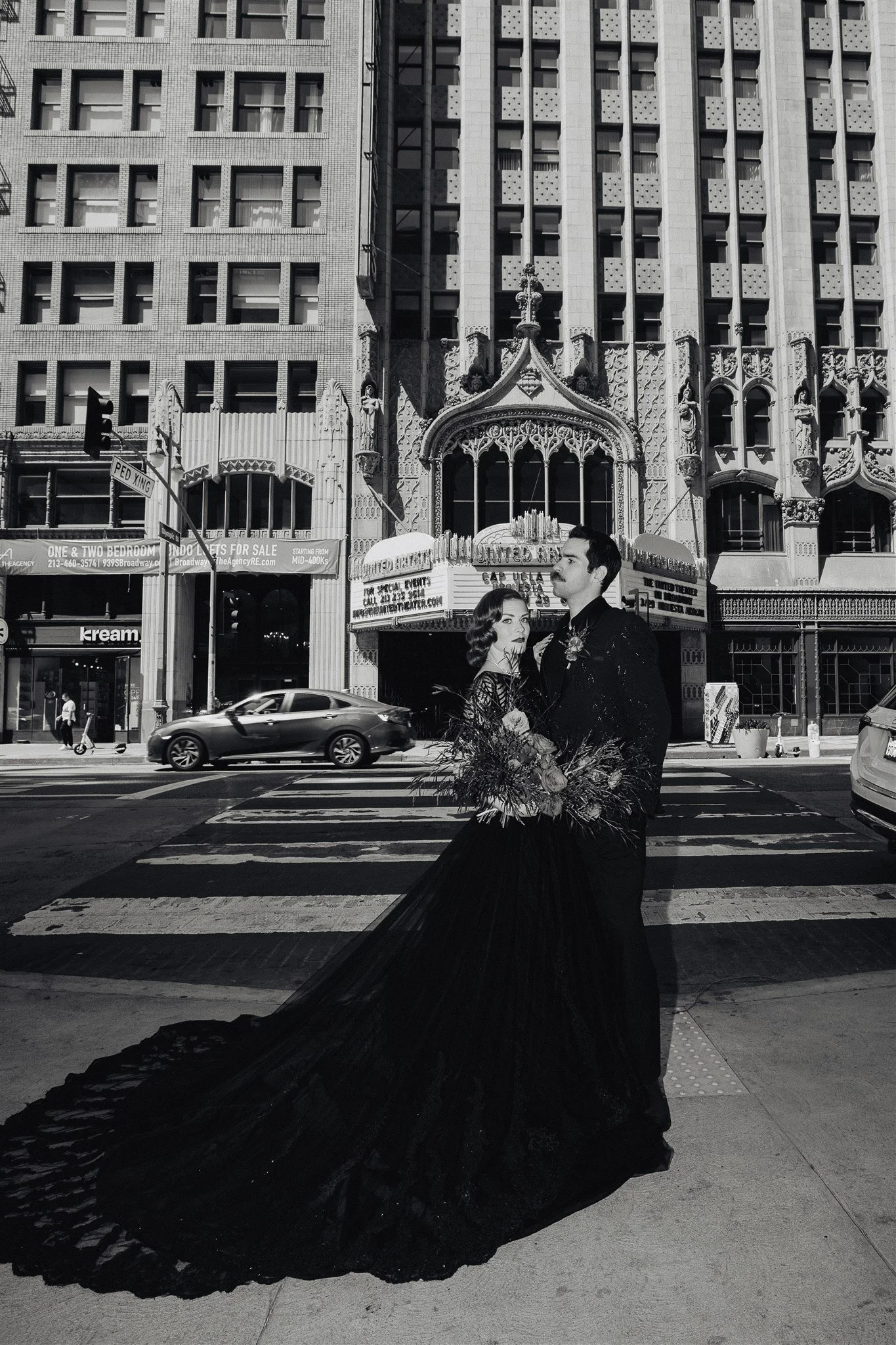 bride &amp; groom sweetheart photos on their wedding at united theater
