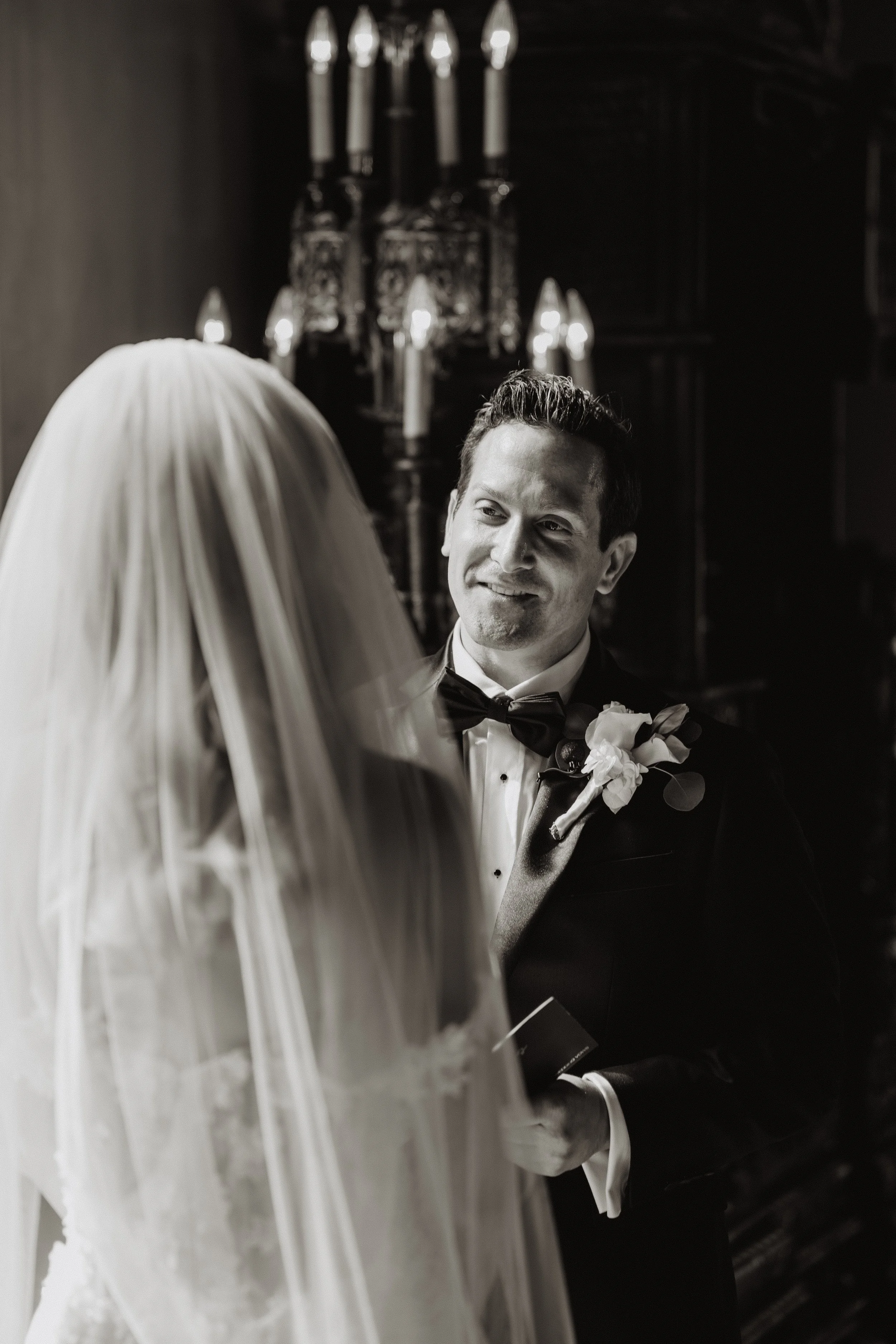 bride and groom wedding ceremony at paramour estate