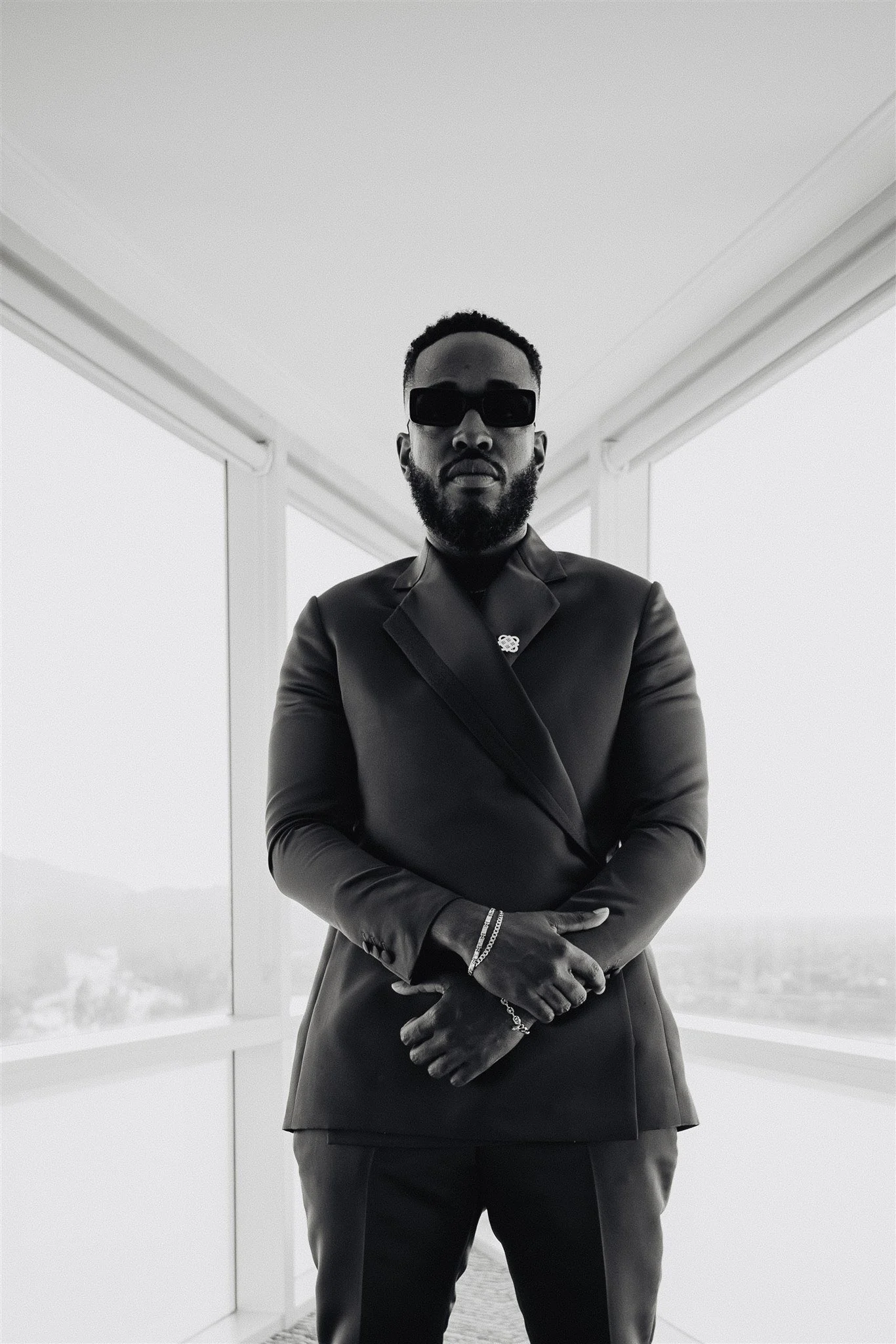 groom portrait on his wedding day at vertigo LA