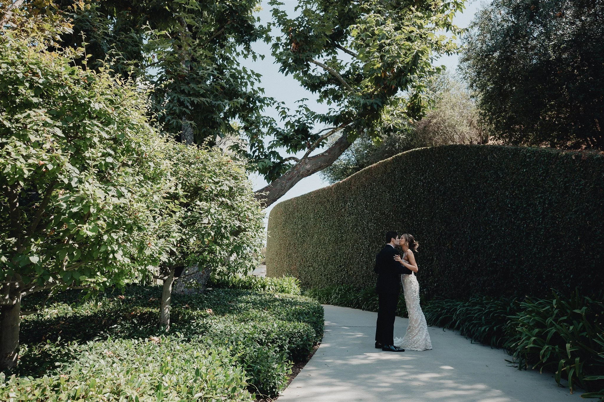 bride and groom first look on their wedding day at skirball cultural center