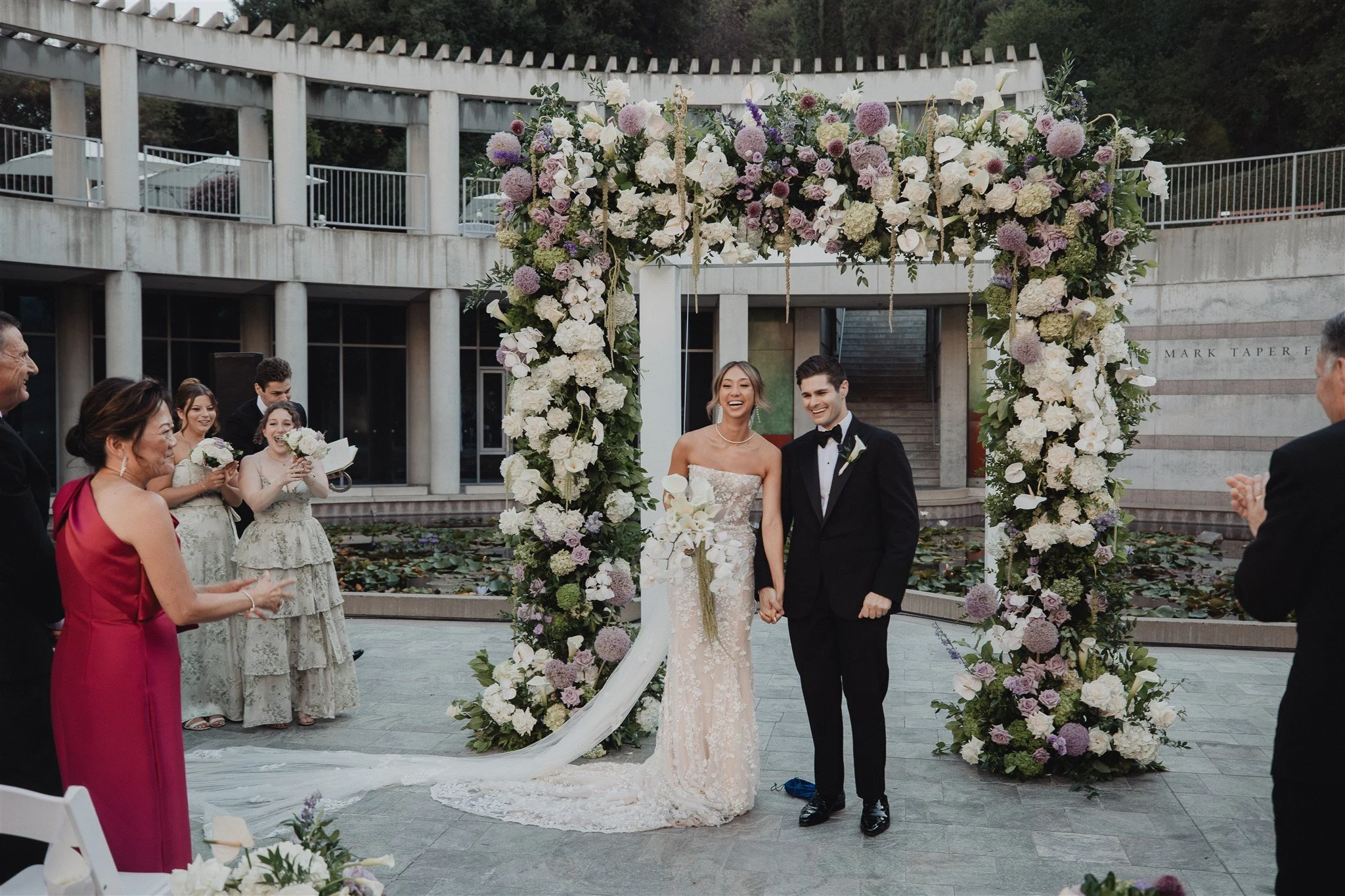 wedding ceremony at skirball cultural center