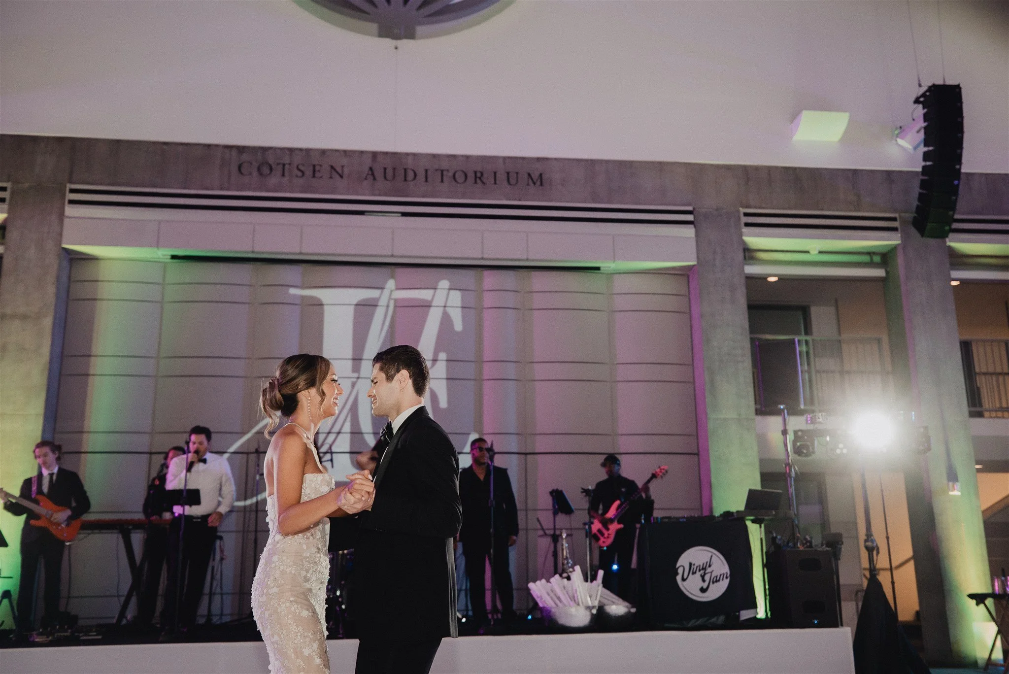 wedding reception fun at skirball center