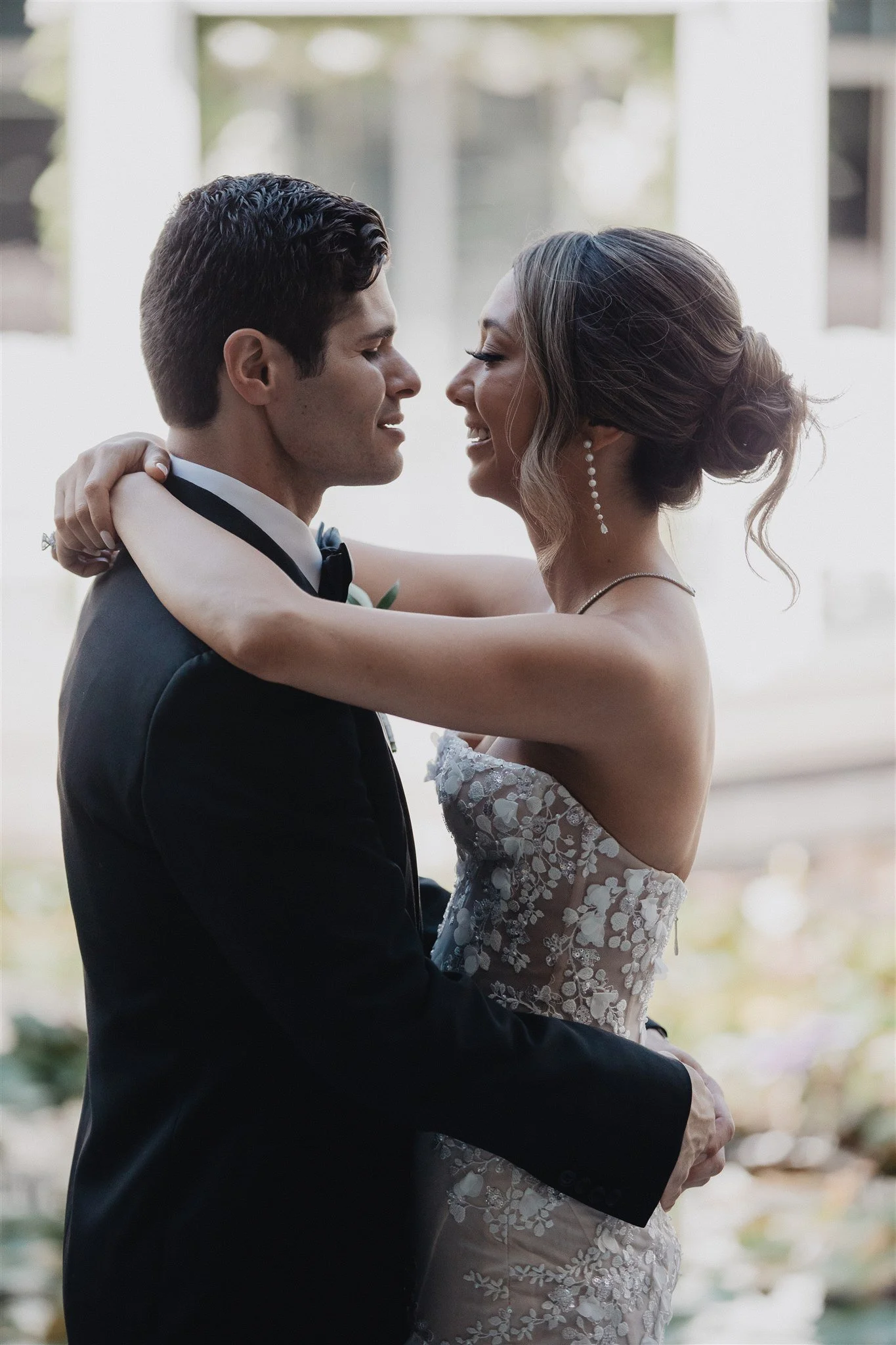 Jewish wedding reception at Skirball Cultural Center, Los Angeles — Lulan Studio