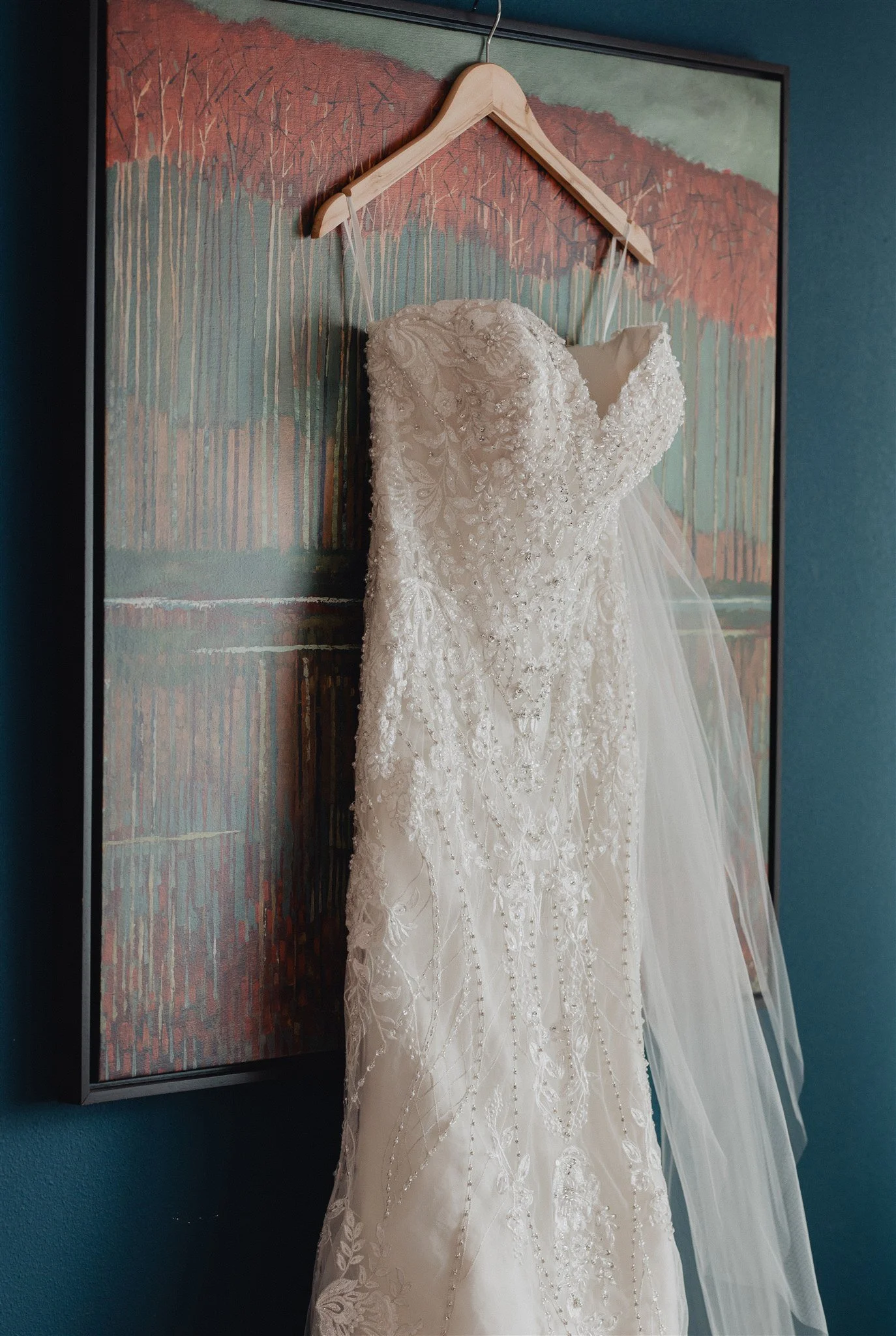 wedding day getting ready details at christ cathedral