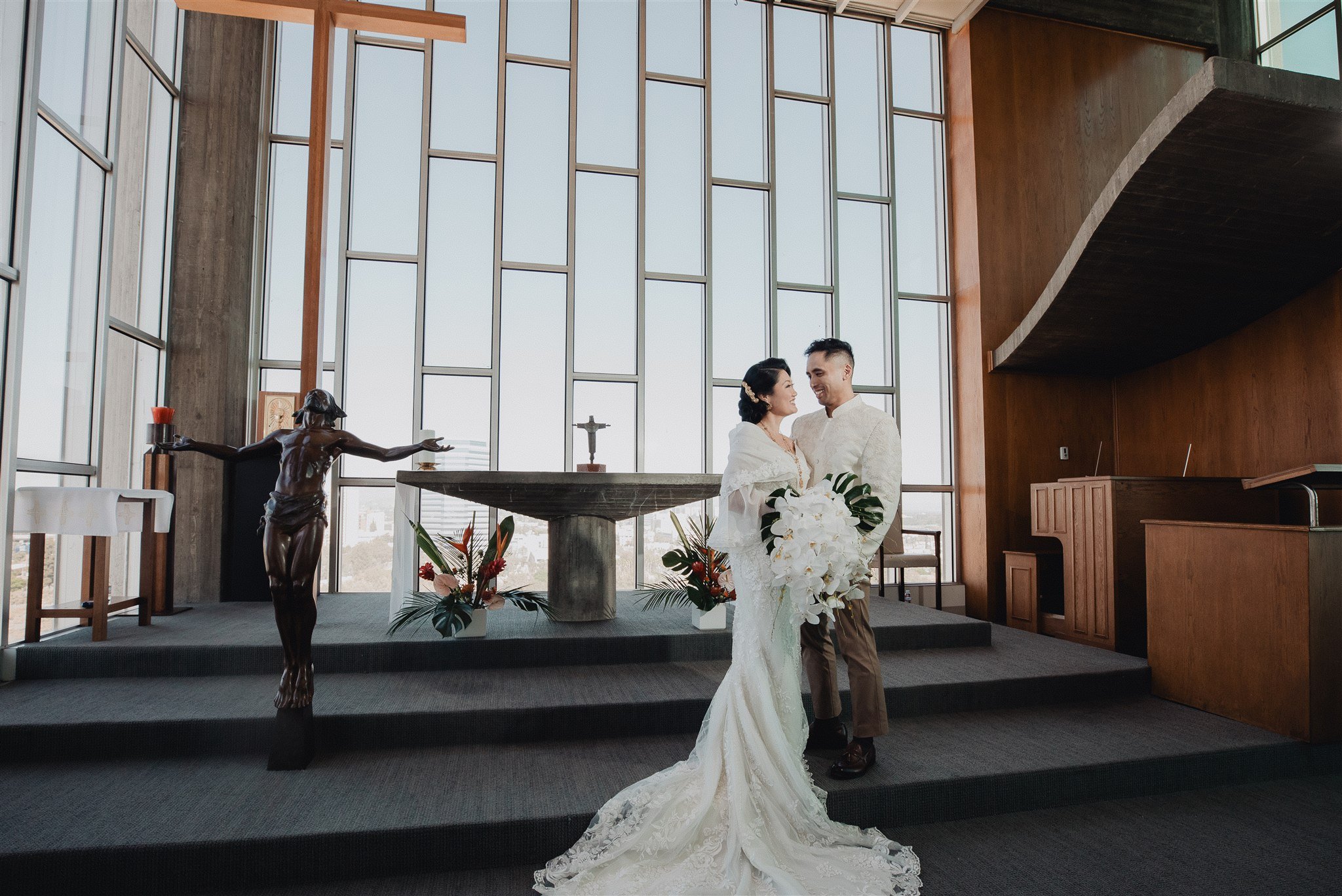 wedding ceremony at christ cathedral