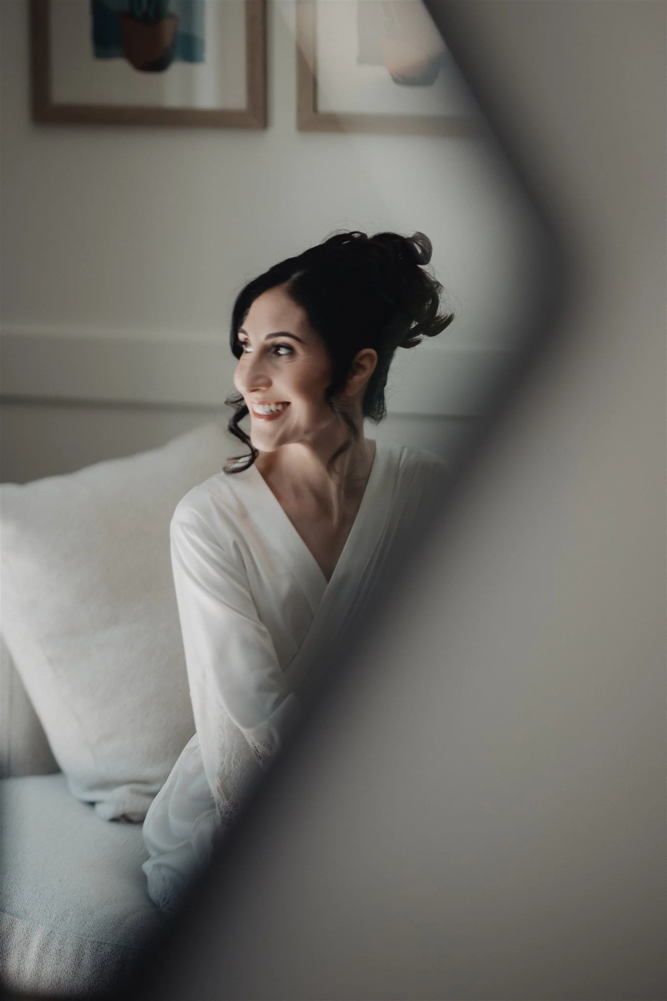 bride getting ready details on her wedding day at castaway burbank