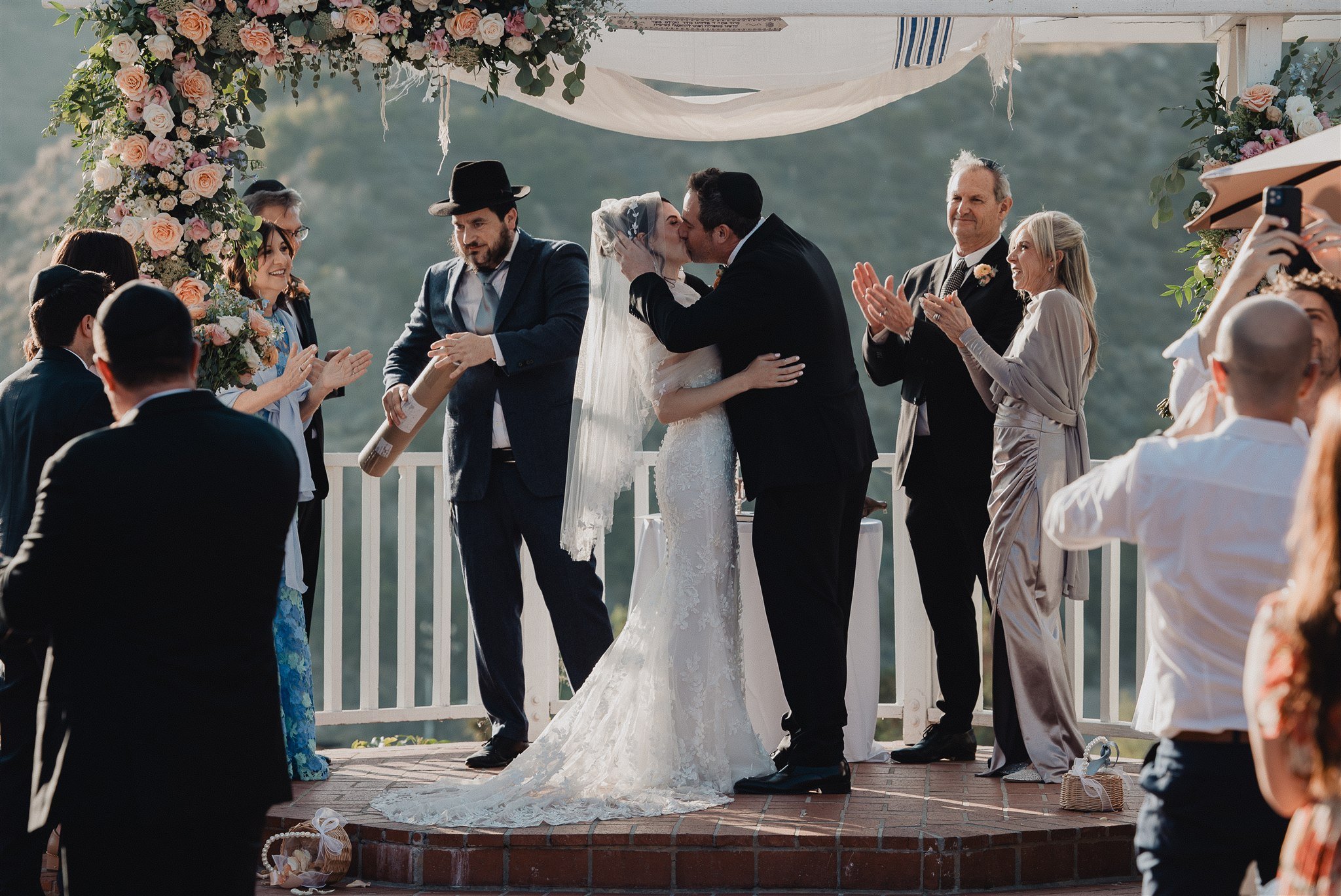 wedding ceremony at castaway burbank