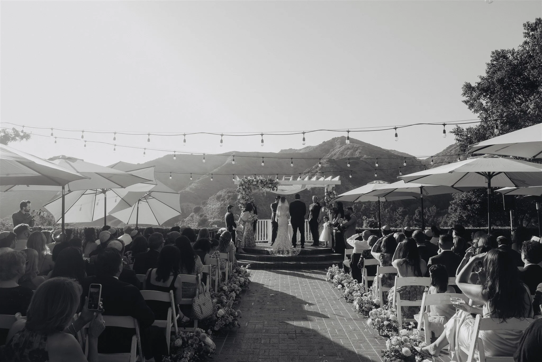 wedding ceremony at castaway burbank