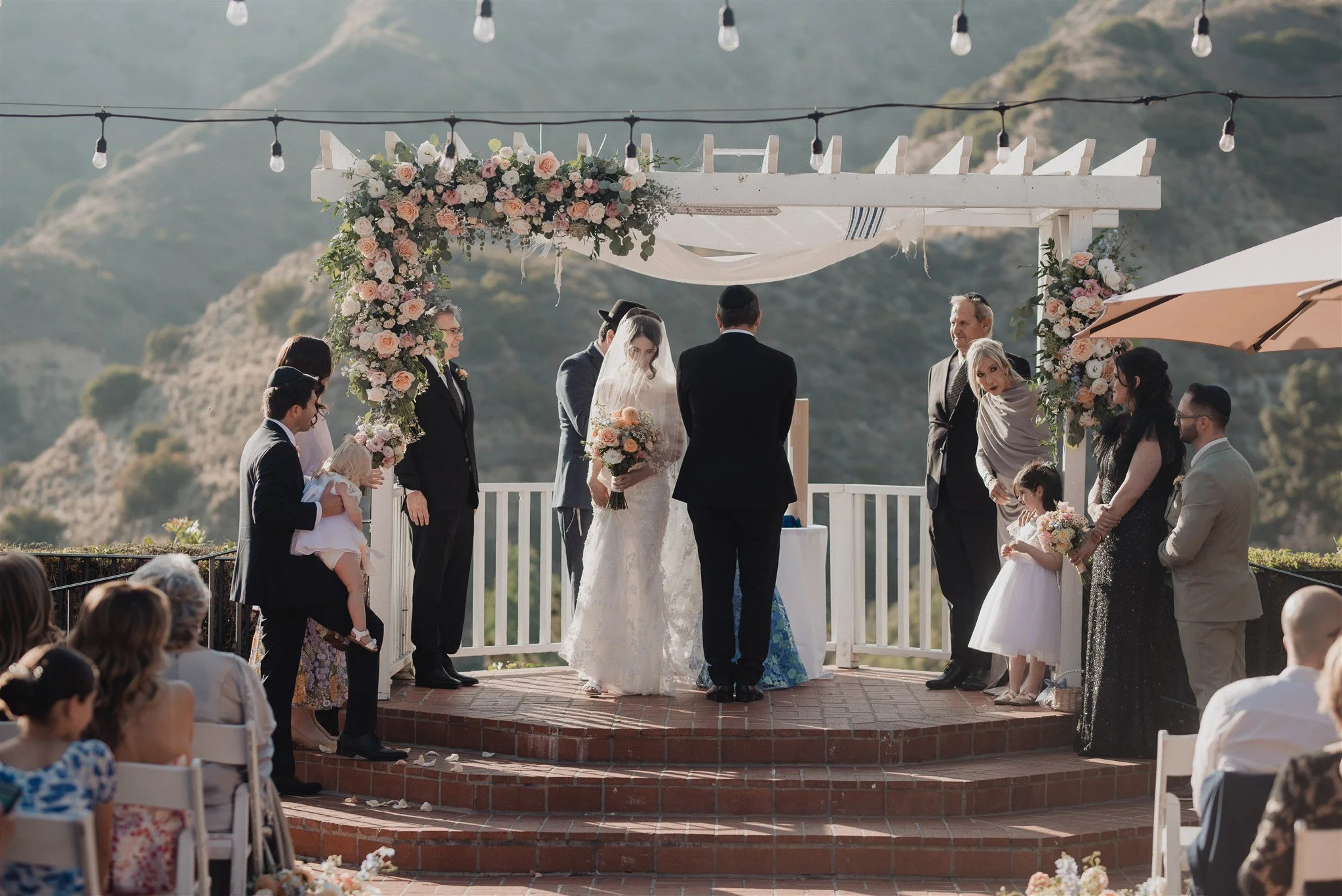 wedding ceremony at castaway burbank