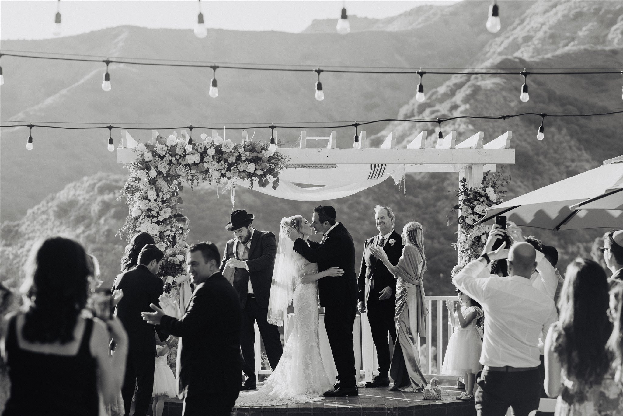 wedding ceremony at castaway burbank