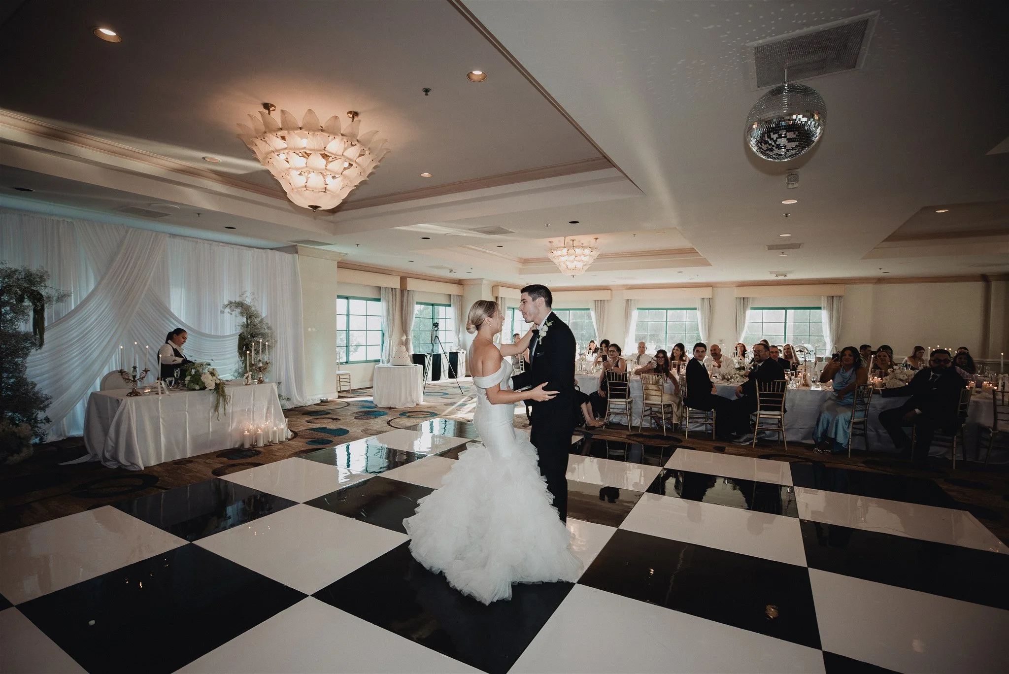 wedding reception at DoubleTree San Pedro