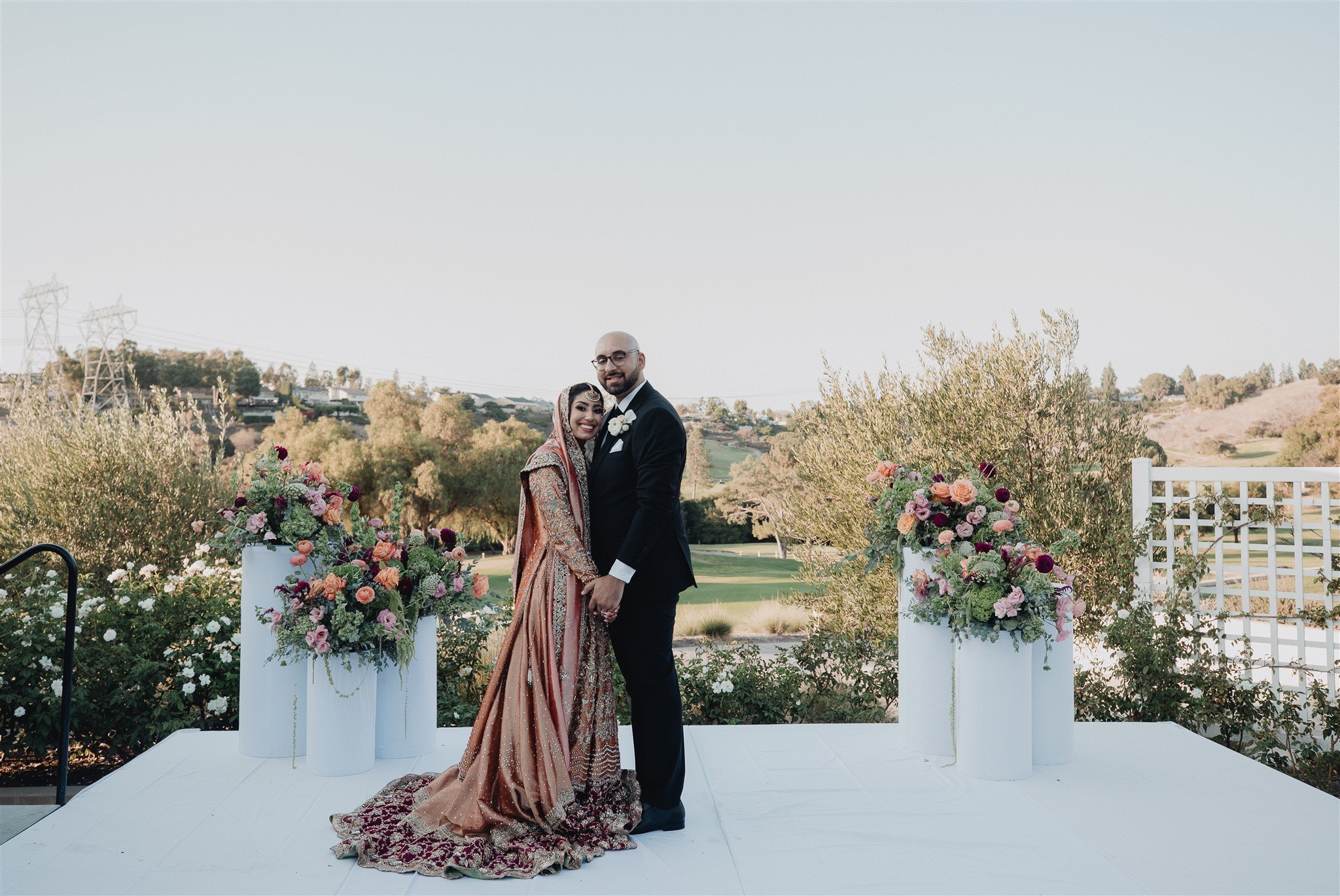 bride and groom location shoot on their wedding day at anaheim hills golf course