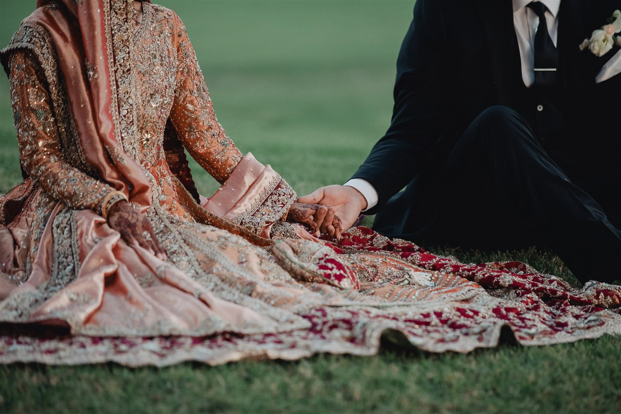 bride and groom location shoot on their wedding day at anaheim hills golf course