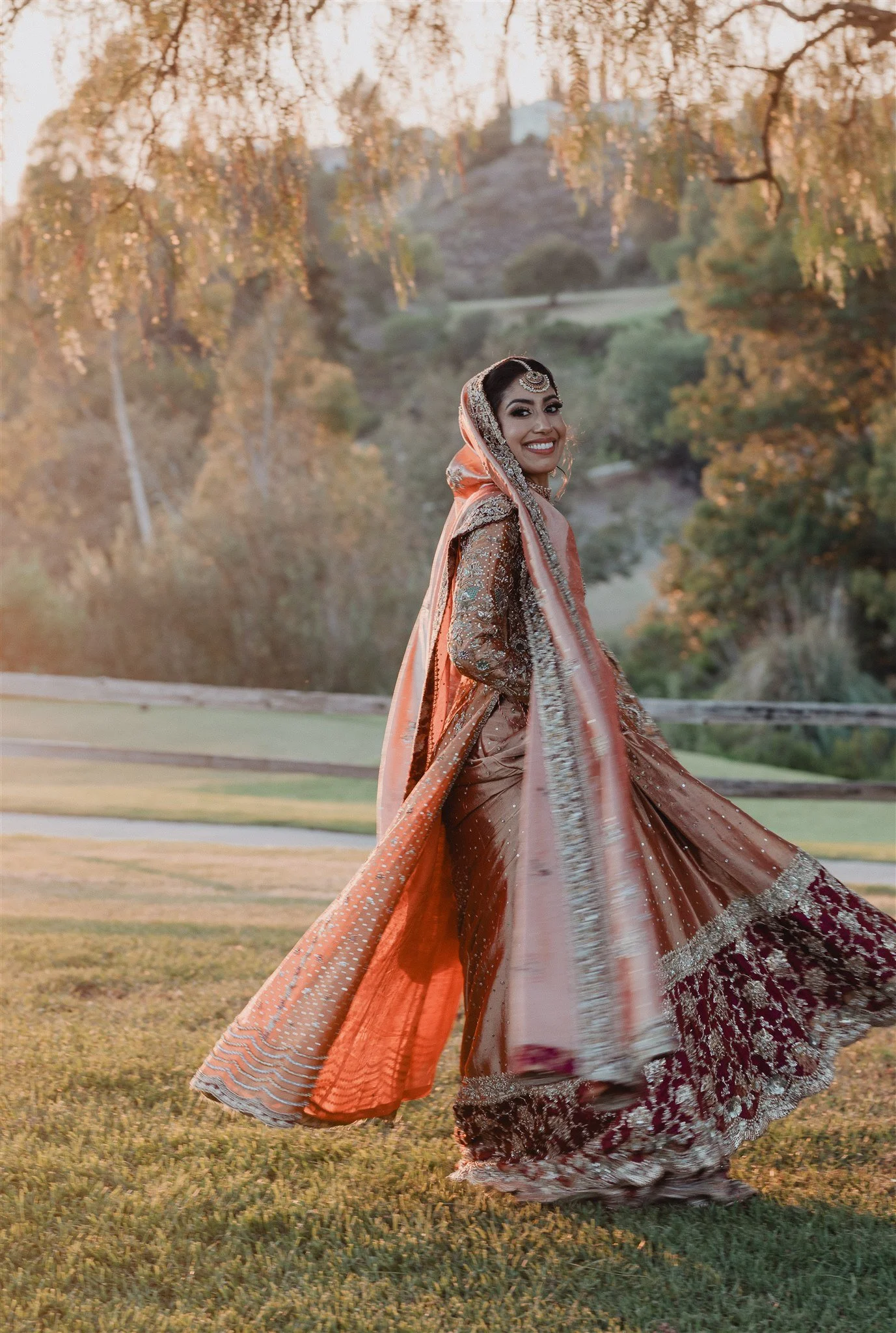 bride and groom location shoot on their wedding day at anaheim hills golf course