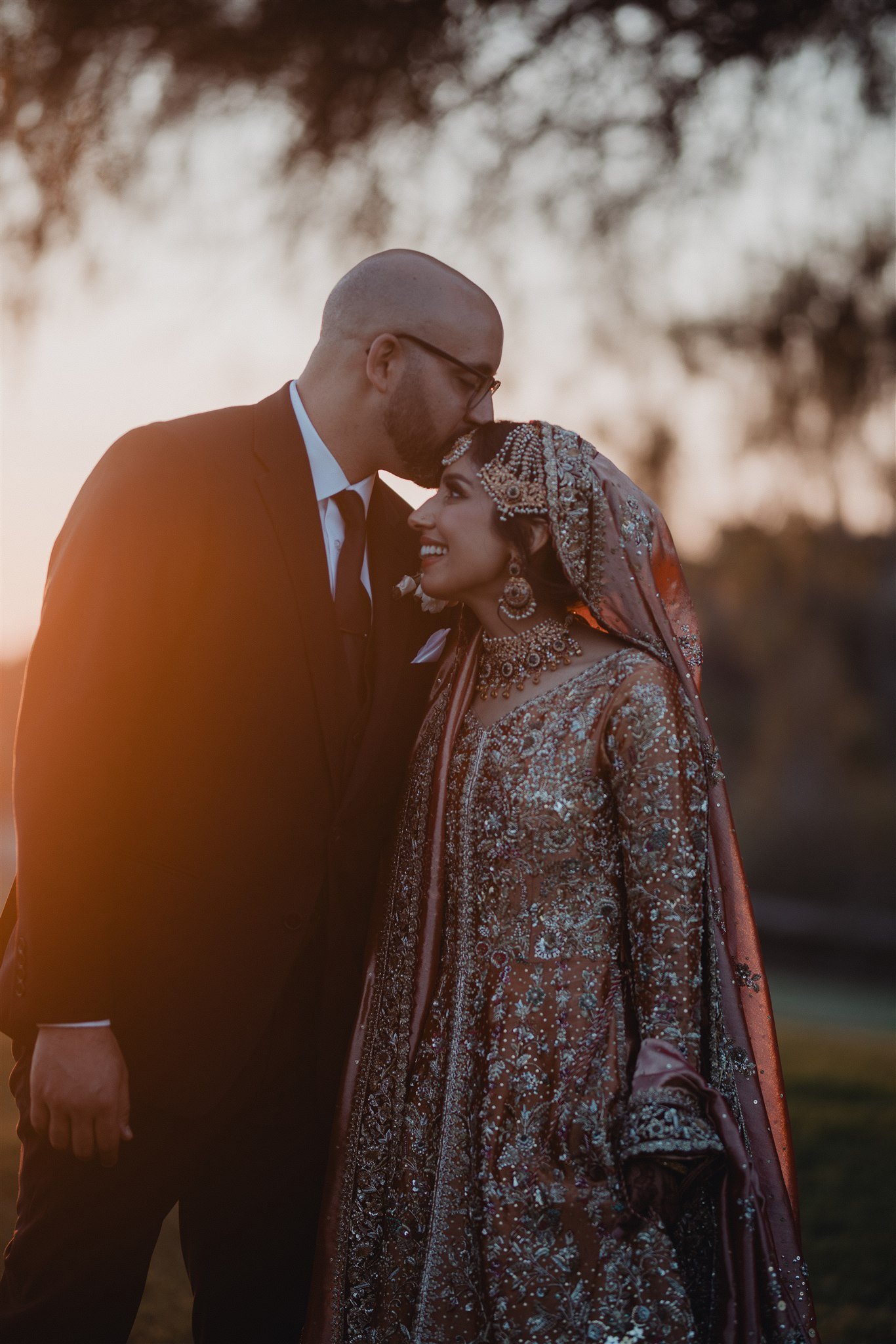 bride and groom location shoot on their wedding day at anaheim hills golf course