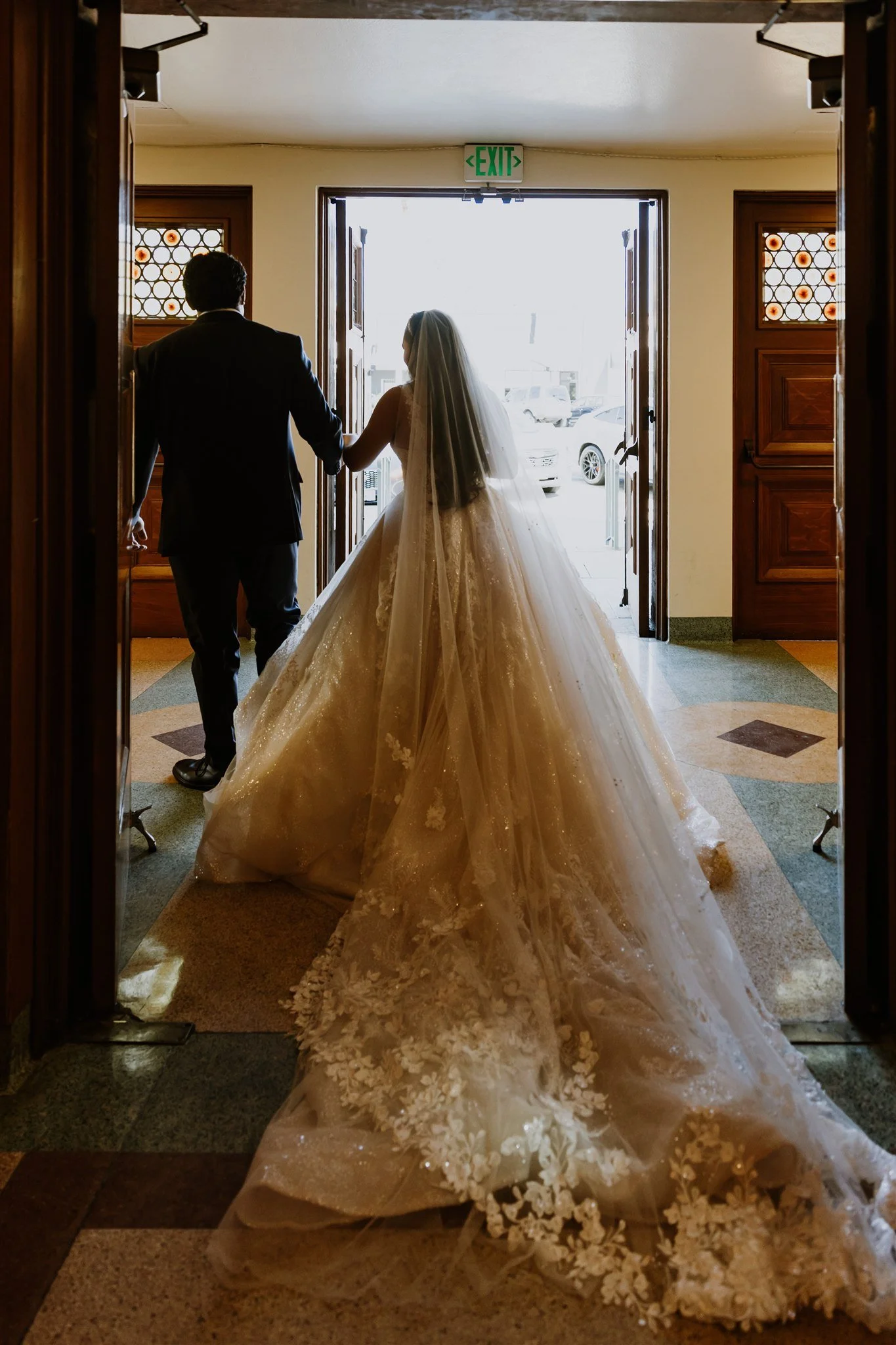 wedding ceremony at incarnation catholic church