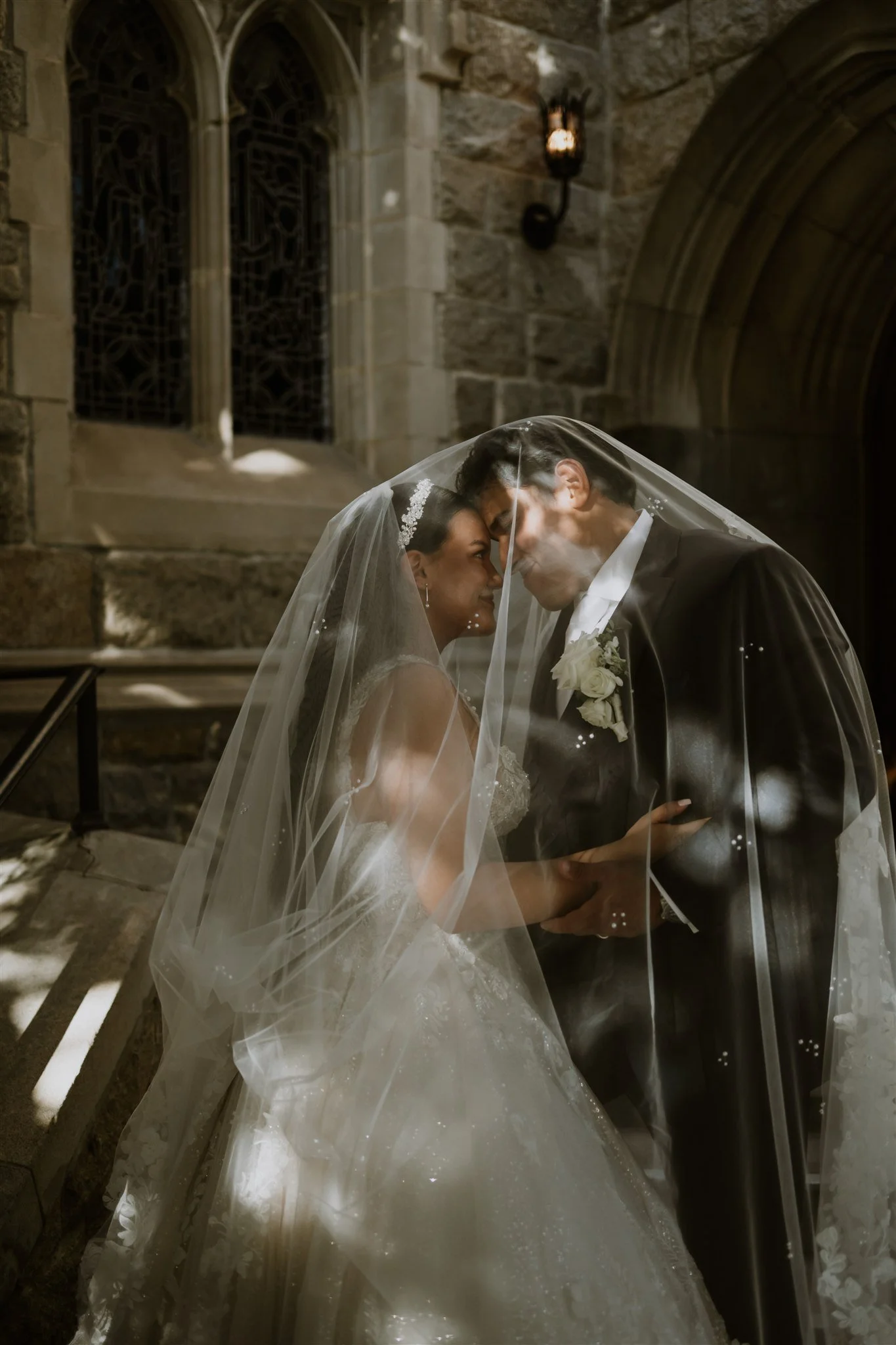 bride and groom location shoot in at incarnation catholic church