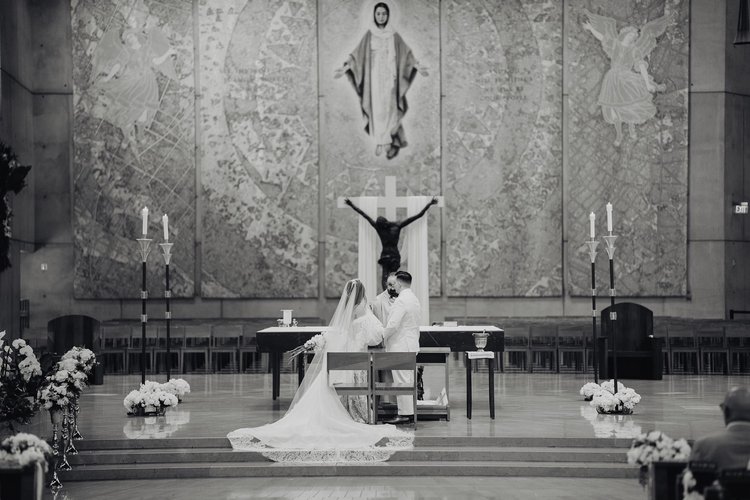 Cathedral of Our Lady of the Angels婚礼场地 · 洛杉矶市中心 · Lulan Studio 婚纱摄影