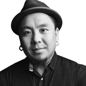 Portrait of Moses Zhang, Lead Photographer at Lulan Studio