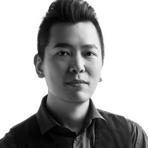 Portrait of Ronald Luo, Lead Photographer at Lulan Studio