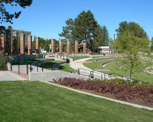 IndependenceAmphitheater_2Small.jpg